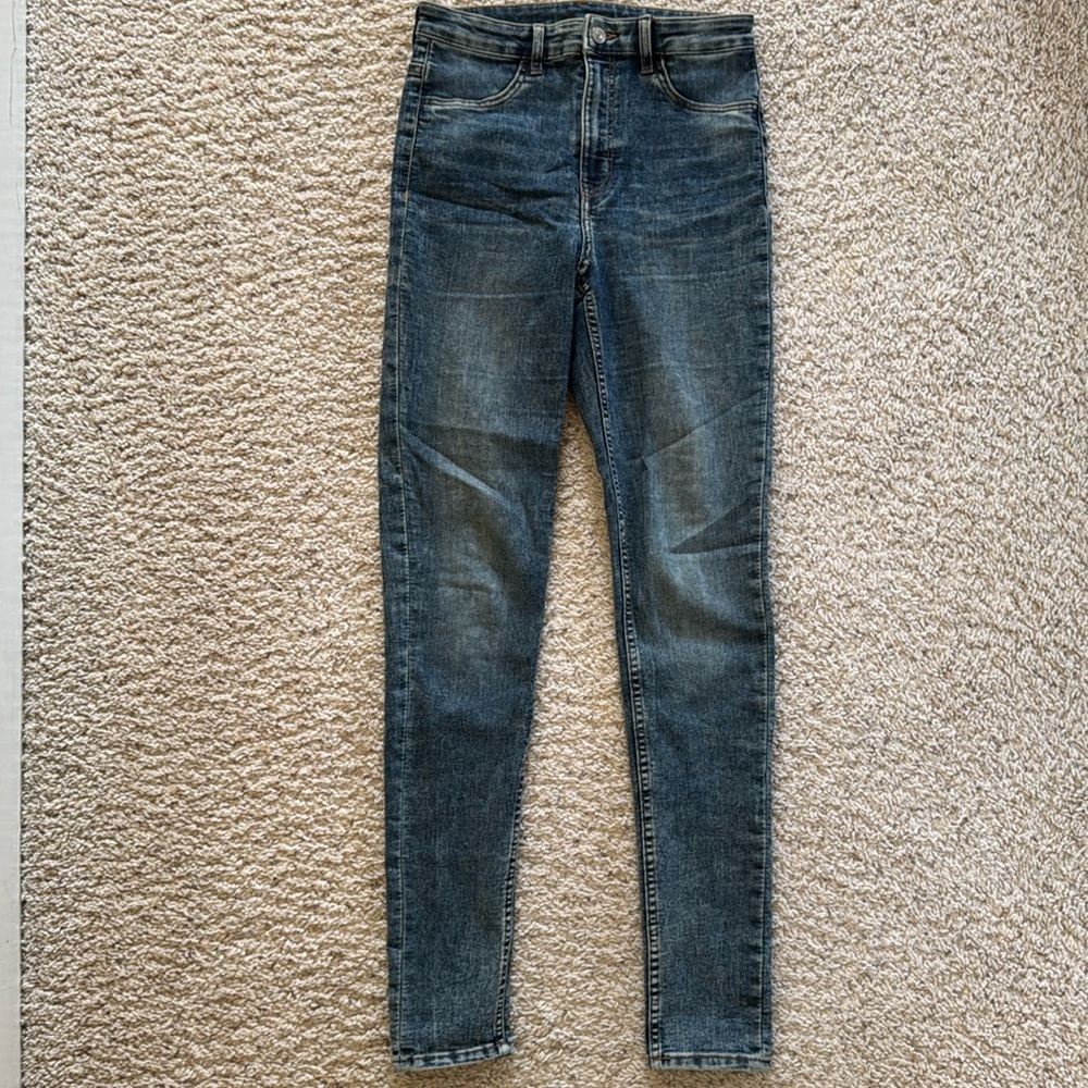 Divided jeans